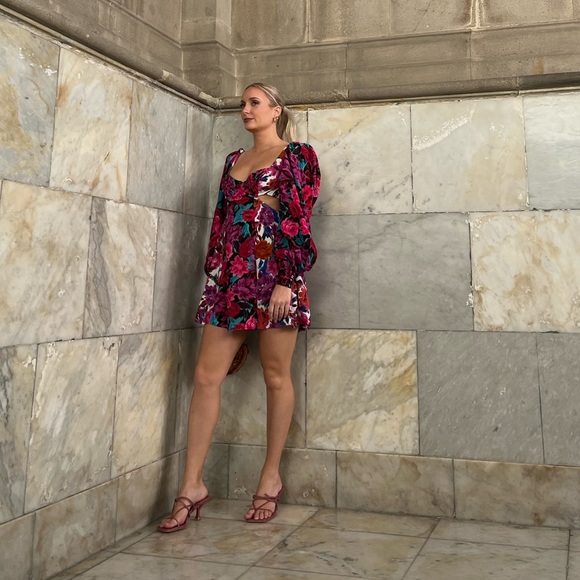 For Love & Lemons scarlet mini dress floral cut out print NWT size Small - Picture 3 of 13